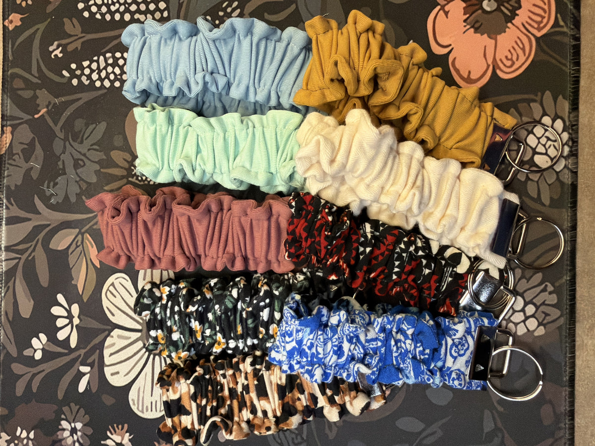 Ruffle Wristlet