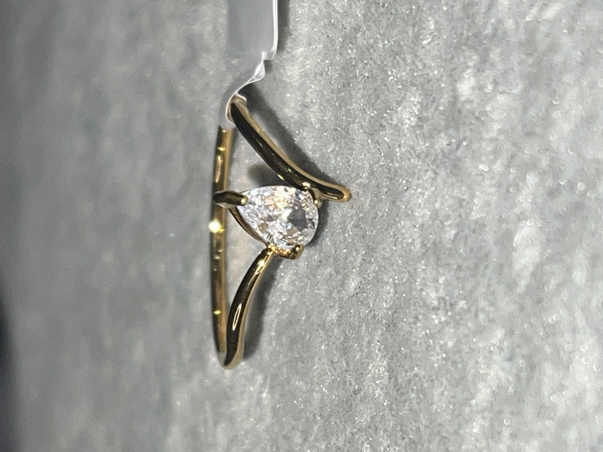 Teardrop Ring: Size 7
