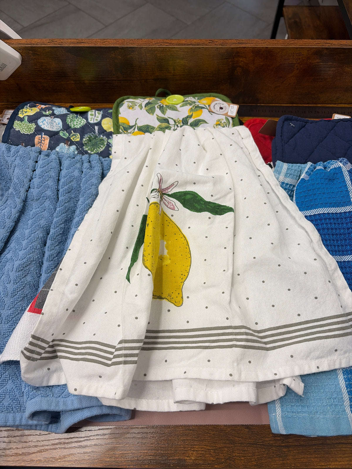 kitchen towel / potholder ￼