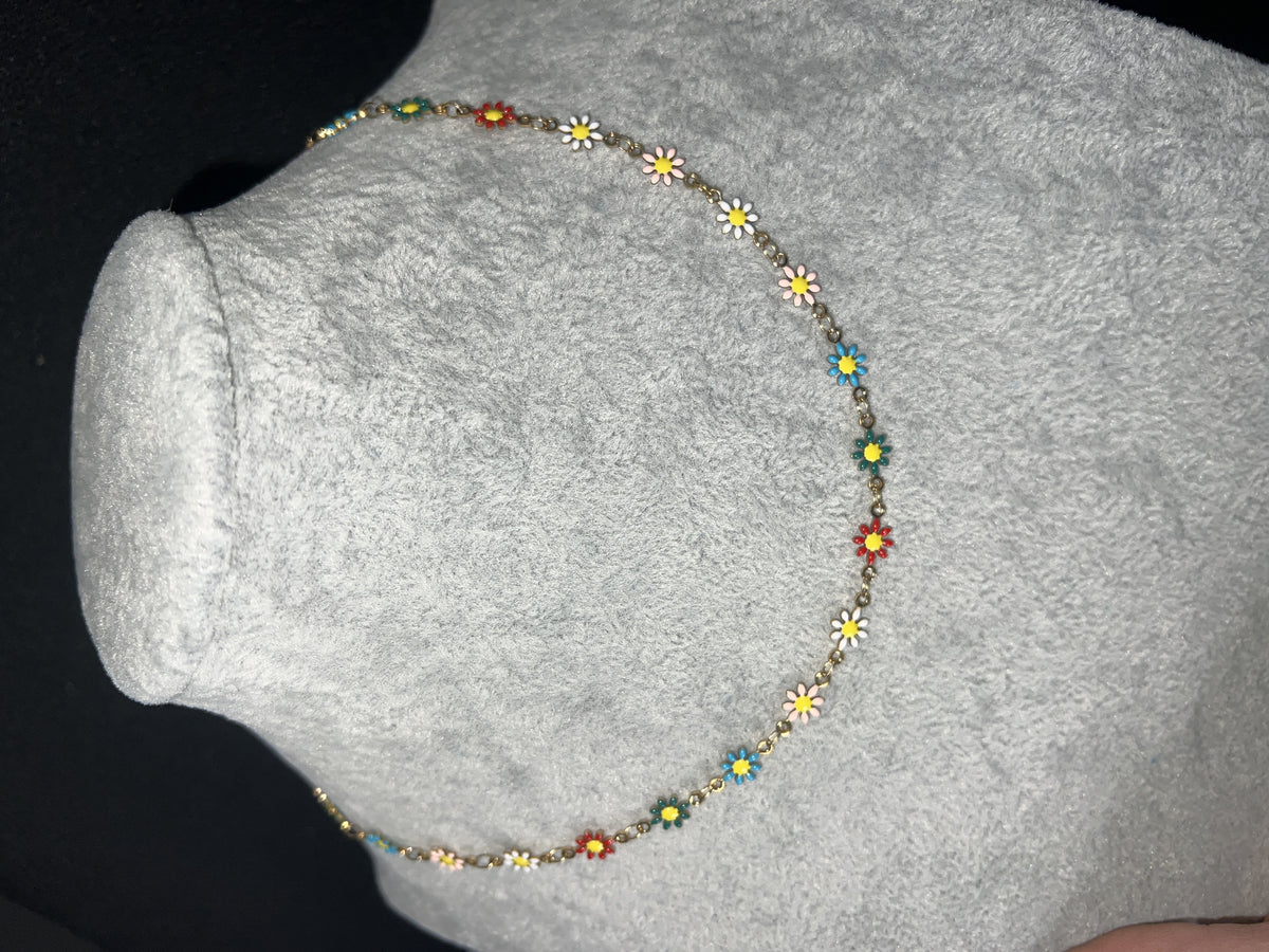 Colorful Daisy Necklace