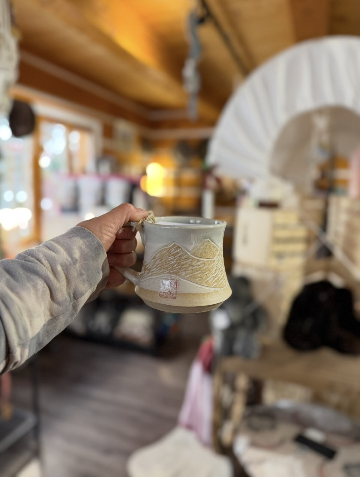 Hand Carved Mountain Mug White