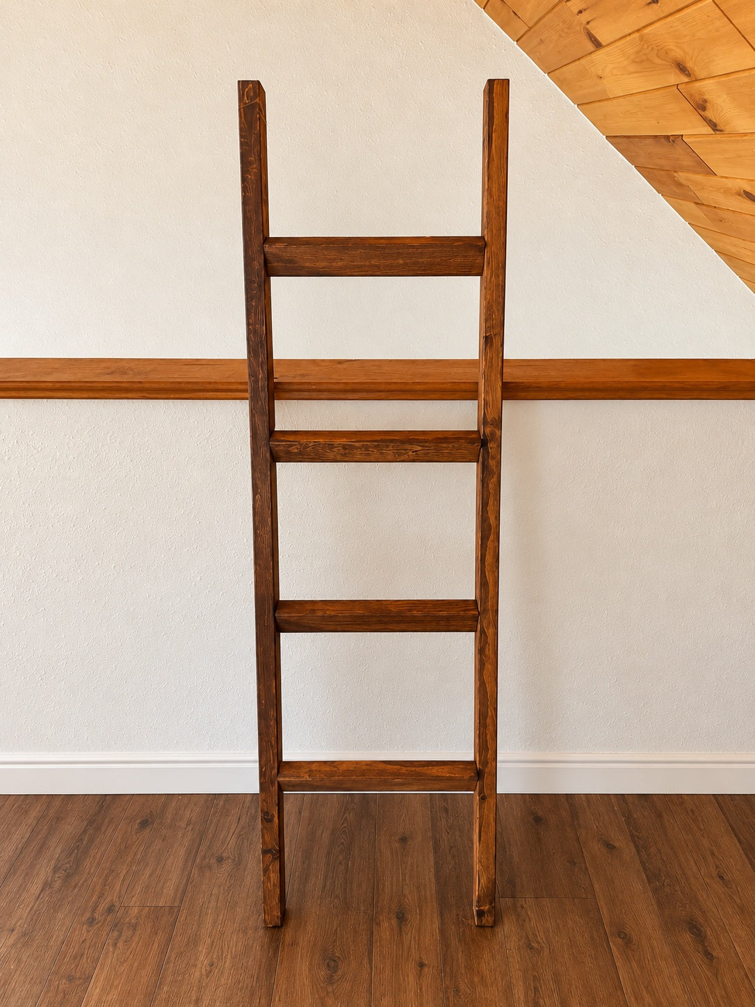 🪵 Pine Ridge Blanket Ladder