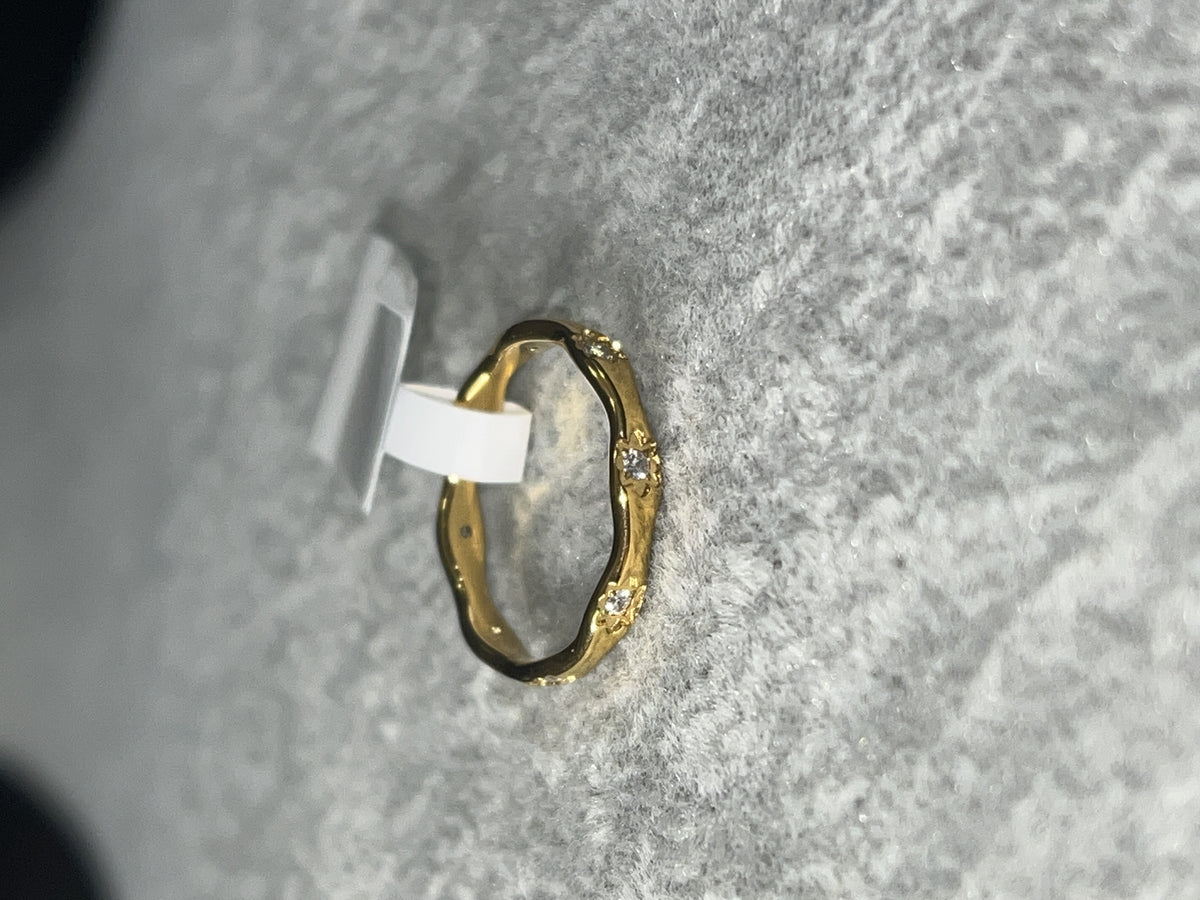 Star Band Ring: Size 7